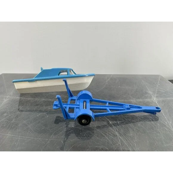 MATCHBOX LESNEY 9 BOAT AND TRAILER & STUDEBAKER 42 Made England